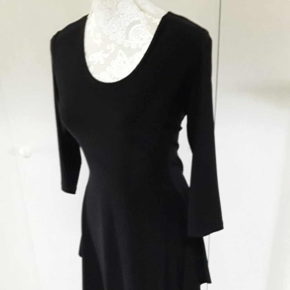 Sympli the best made in Canada dark black 3/4 sleeve scoop neck asymmetrical 10